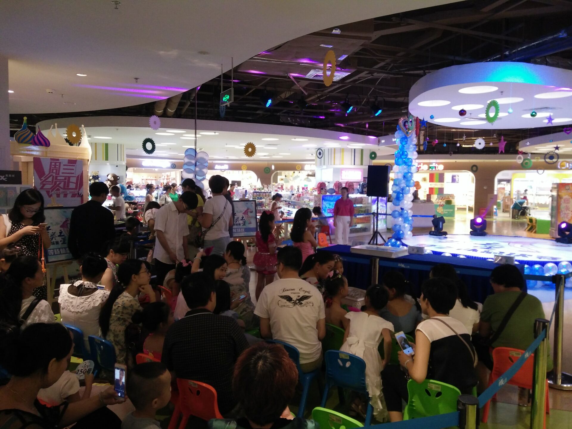 DEC83A33BE9B638F7661EDC1A1761053.jpg